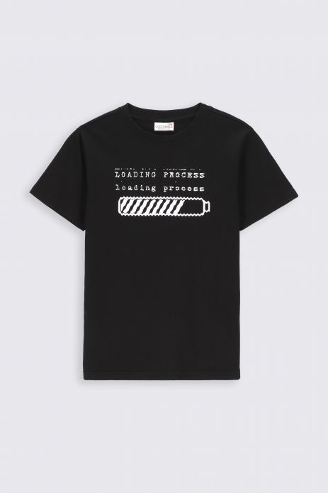 T-Shirt mit kurzen Ärmeln schwarzes mit Aufschrift auf der Vorderseite